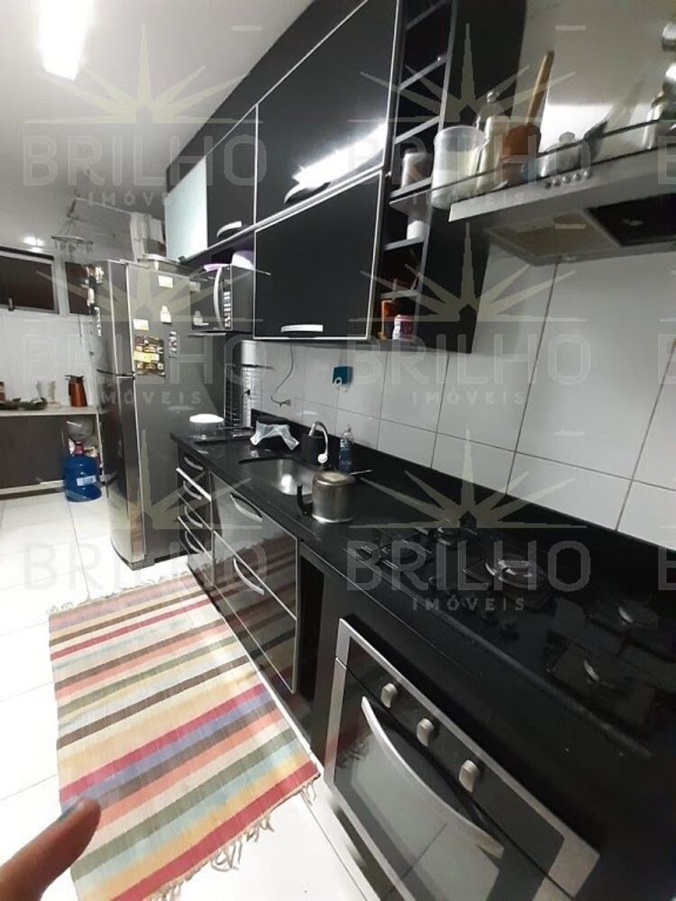 Apartamento à venda com 3 quartos, 76m² - Foto 9