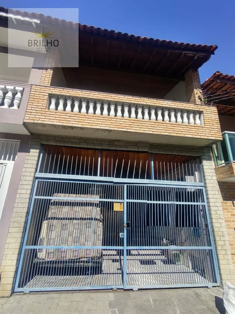 Sobrado à venda com 3 quartos, 125m² - Foto 1