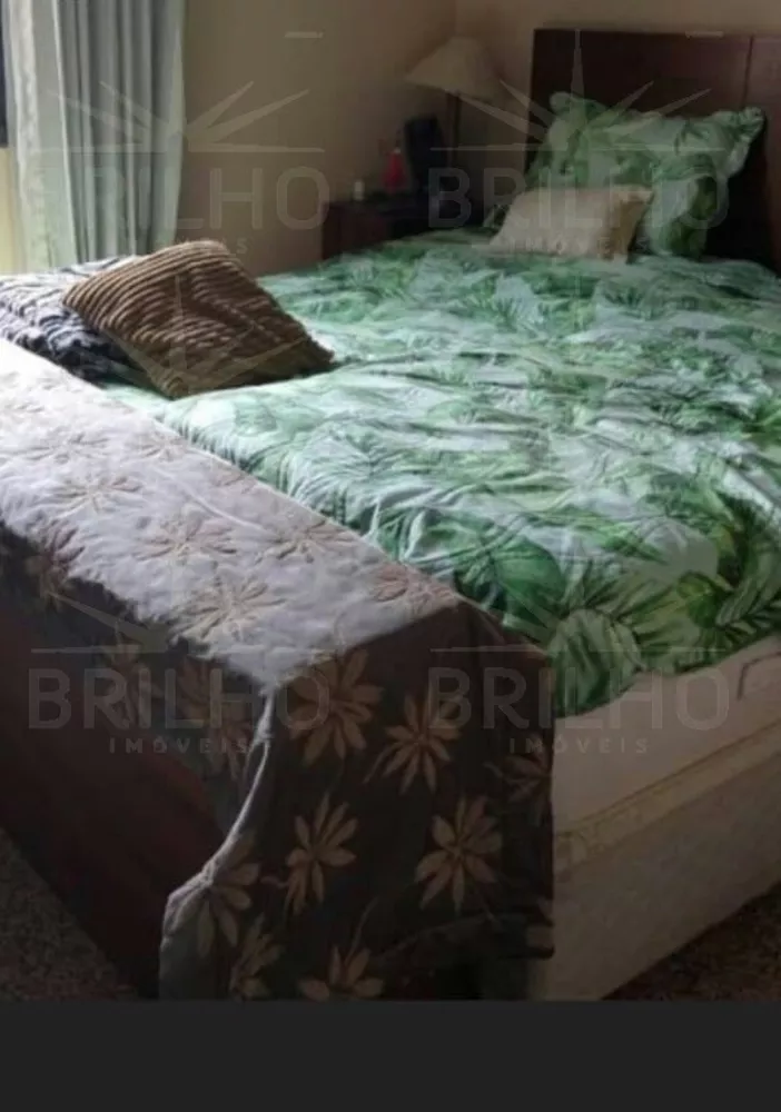 Casa de Condomínio à venda com 4 quartos, 300m² - Foto 13