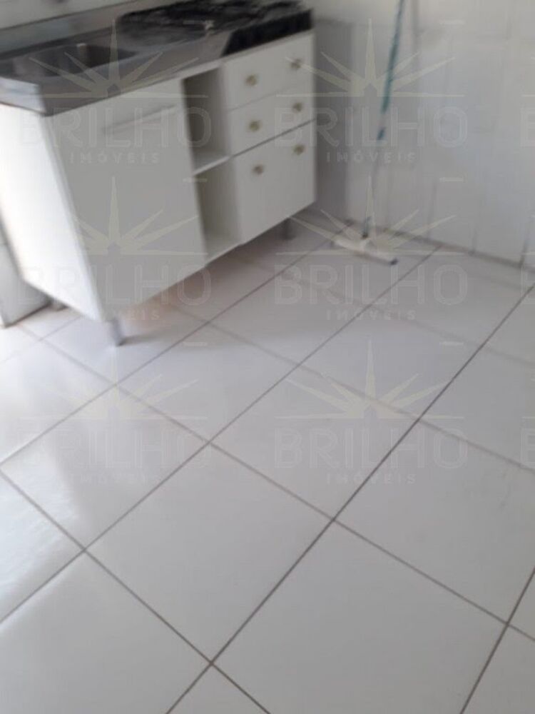 Casa para alugar com 1 quarto, 125m² - Foto 2