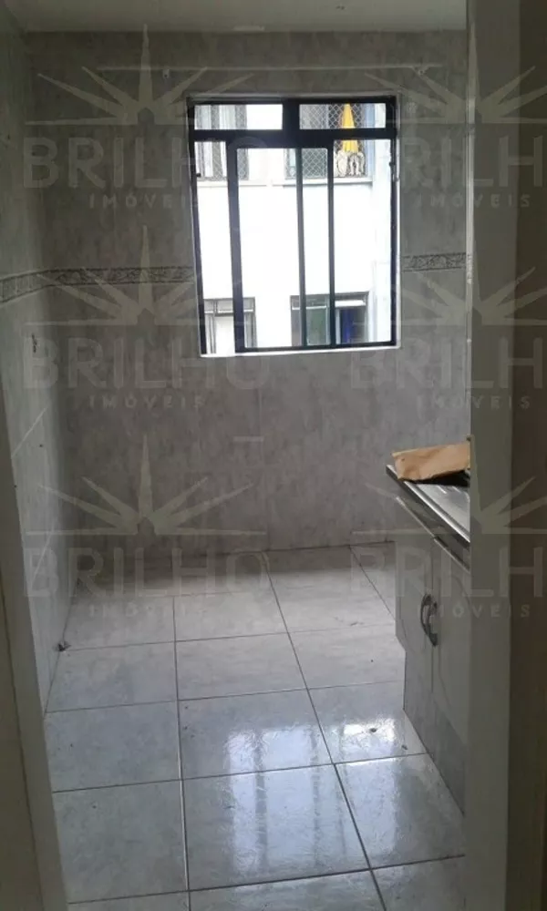 Apartamento à venda com 2 quartos, 45m² - Foto 7