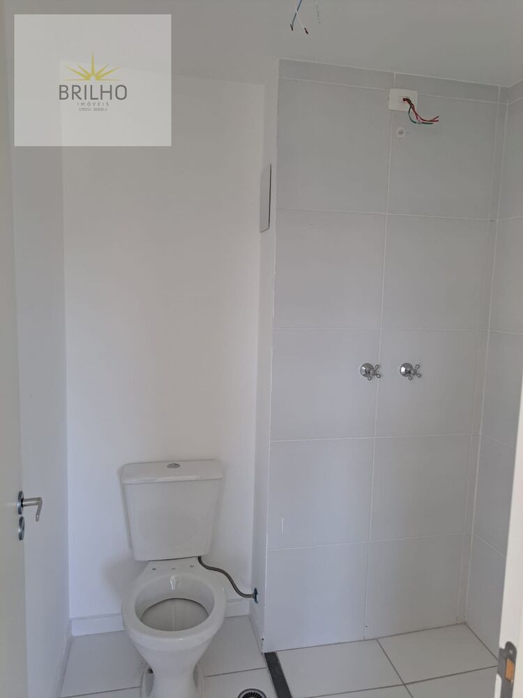 Apartamento à venda com 2 quartos, 44m² - Foto 3