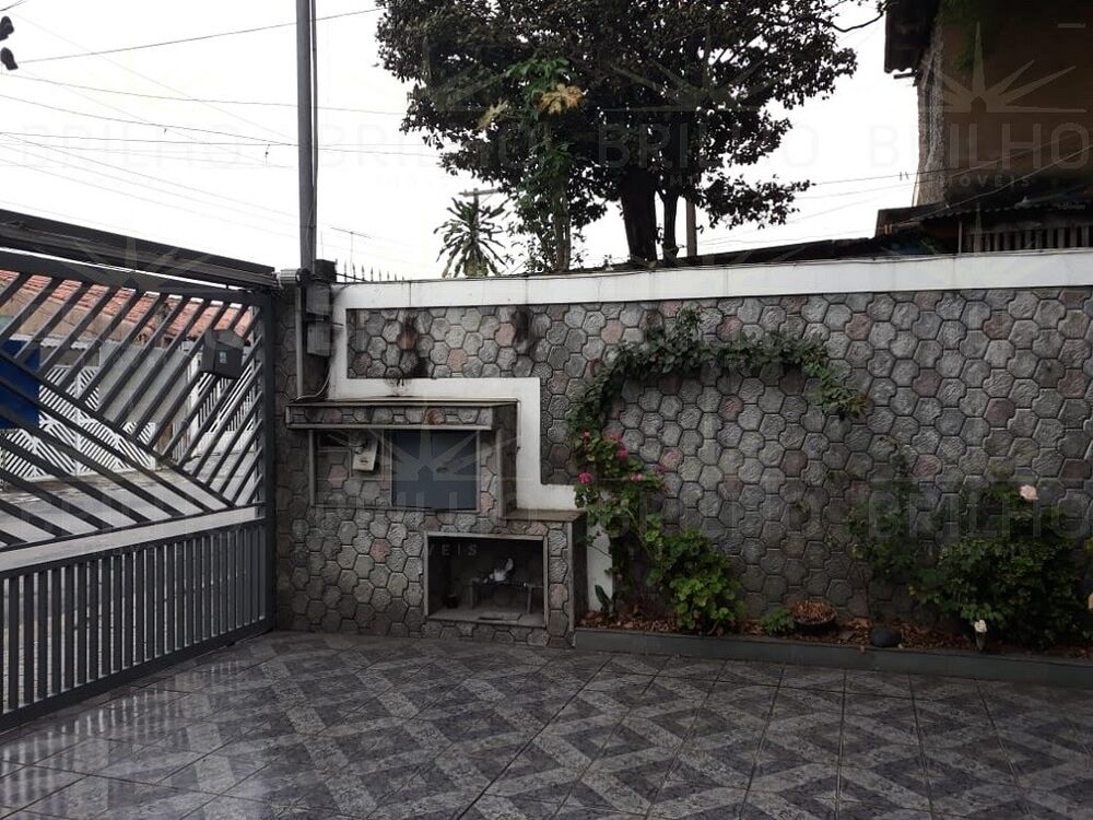Casa à venda e aluguel com 3 quartos, 190m² - Foto 10