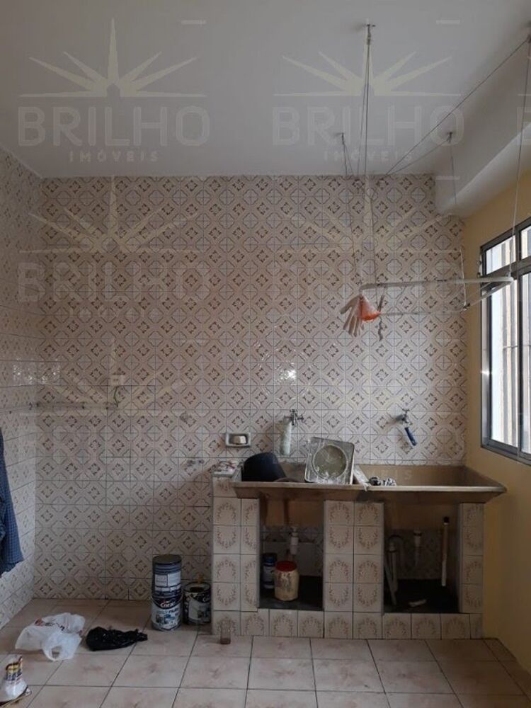 Casa à venda e aluguel com 3 quartos, 190m² - Foto 11