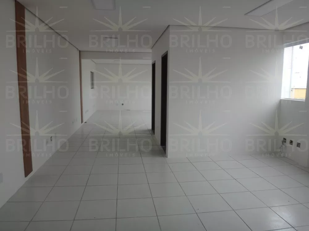 Depósito-Galpão-Armazém para alugar, 675m² - Foto 3