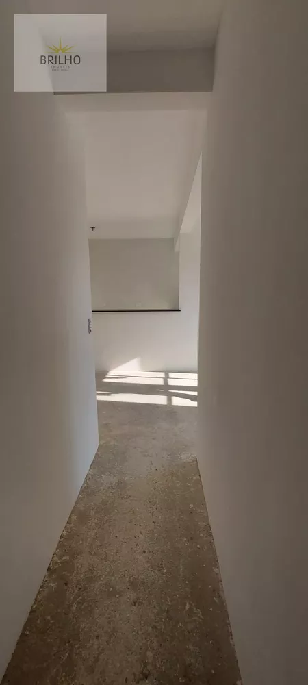 Apartamento à venda com 3 quartos, 72m² - Foto 2