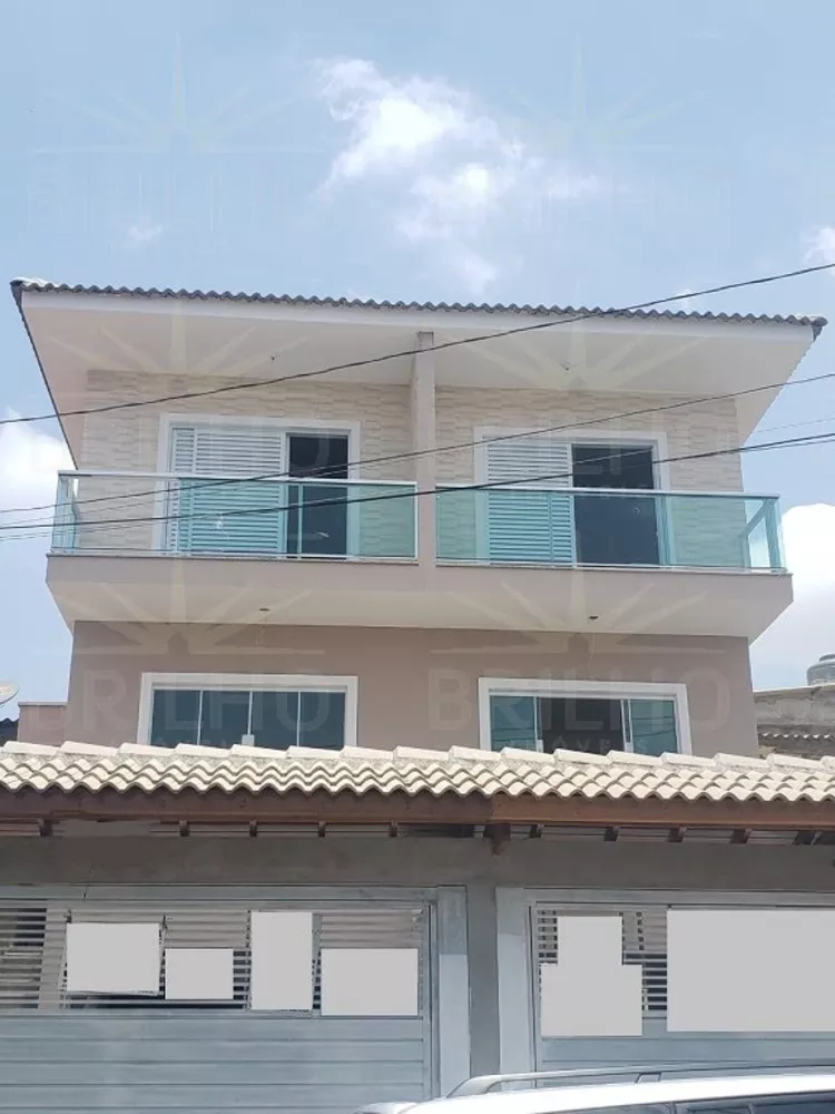 Sobrado à venda com 3 quartos, 250m² - Foto 1