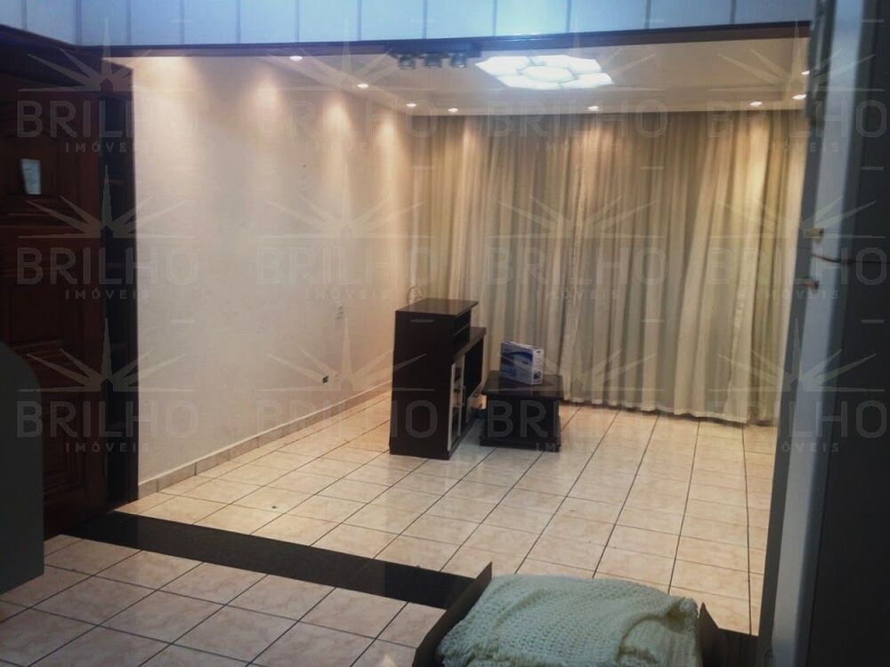 Casa para alugar com 3 quartos, 125m² - Foto 3