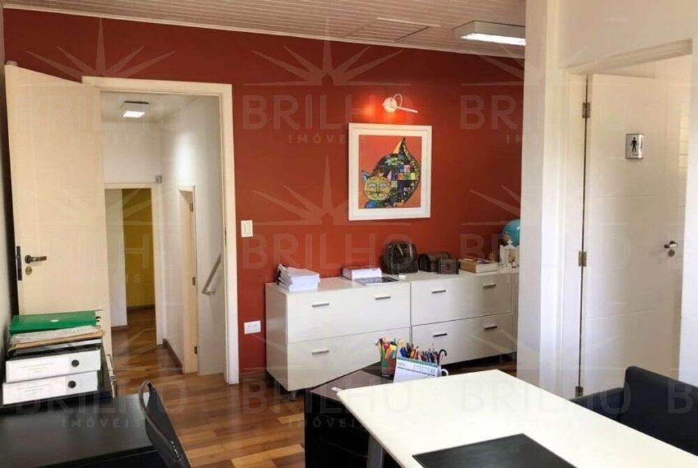Casa para alugar com 5 quartos, 1001m² - Foto 17