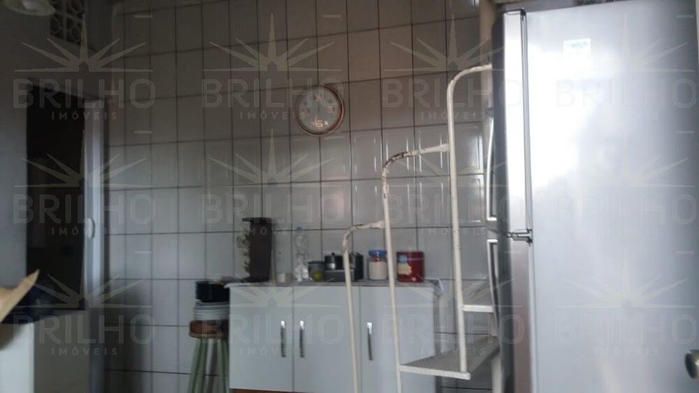 Casa para alugar com 1 quarto, 50m² - Foto 2