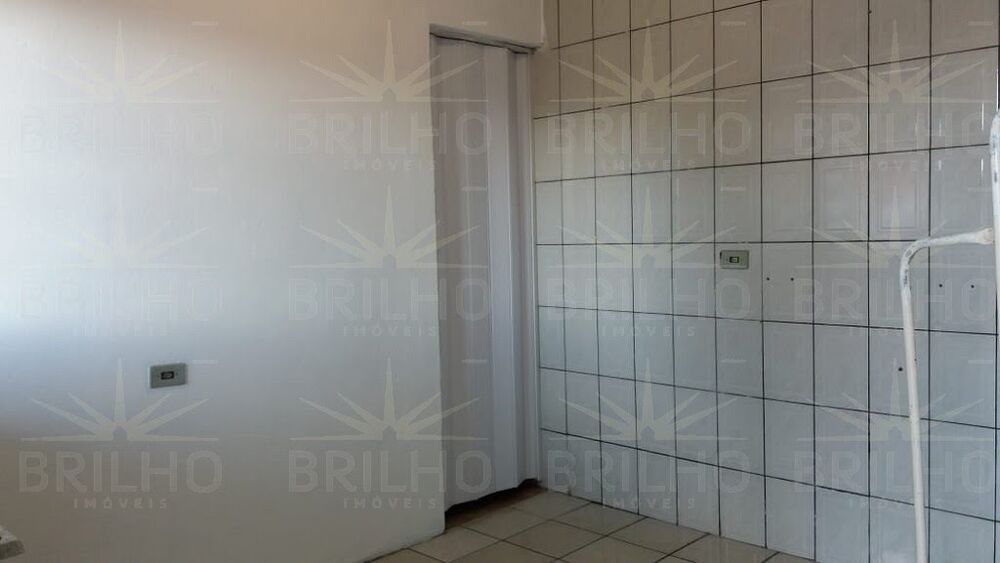 Casa para alugar com 1 quarto, 50m² - Foto 4