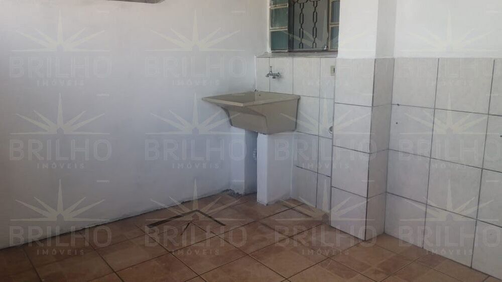 Casa para alugar com 1 quarto, 50m² - Foto 3