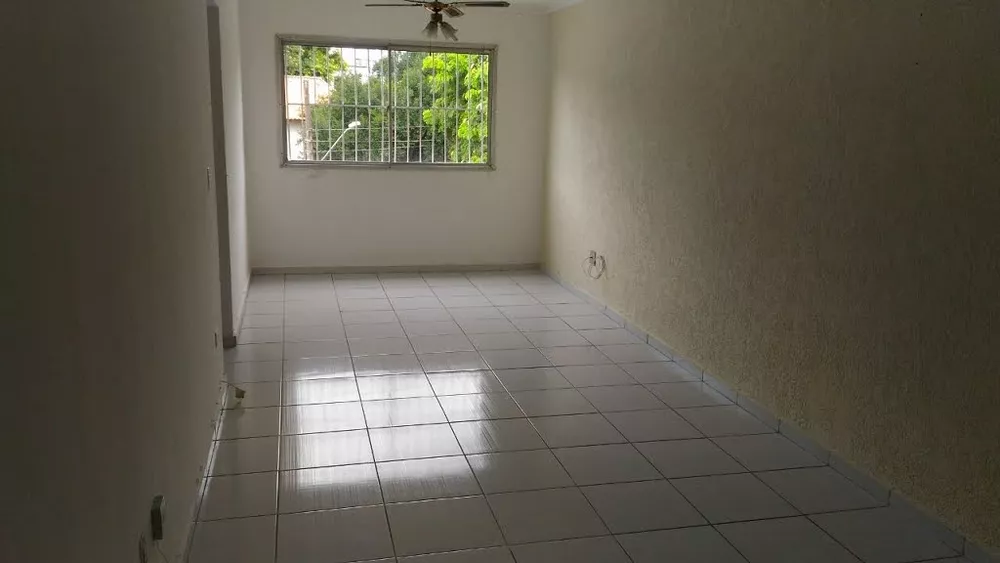 Apartamento à venda e aluguel com 2 quartos, 70m² - Foto 2