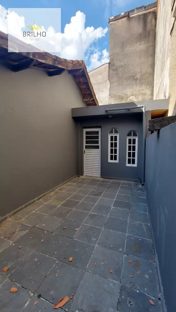 Casa para alugar com 1 quarto, 80m² - Foto 1