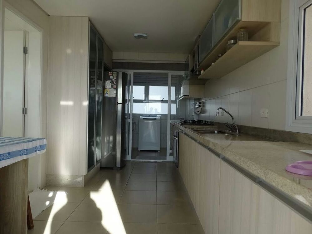 Apartamento à venda com 4 quartos, 187m² - Foto 4