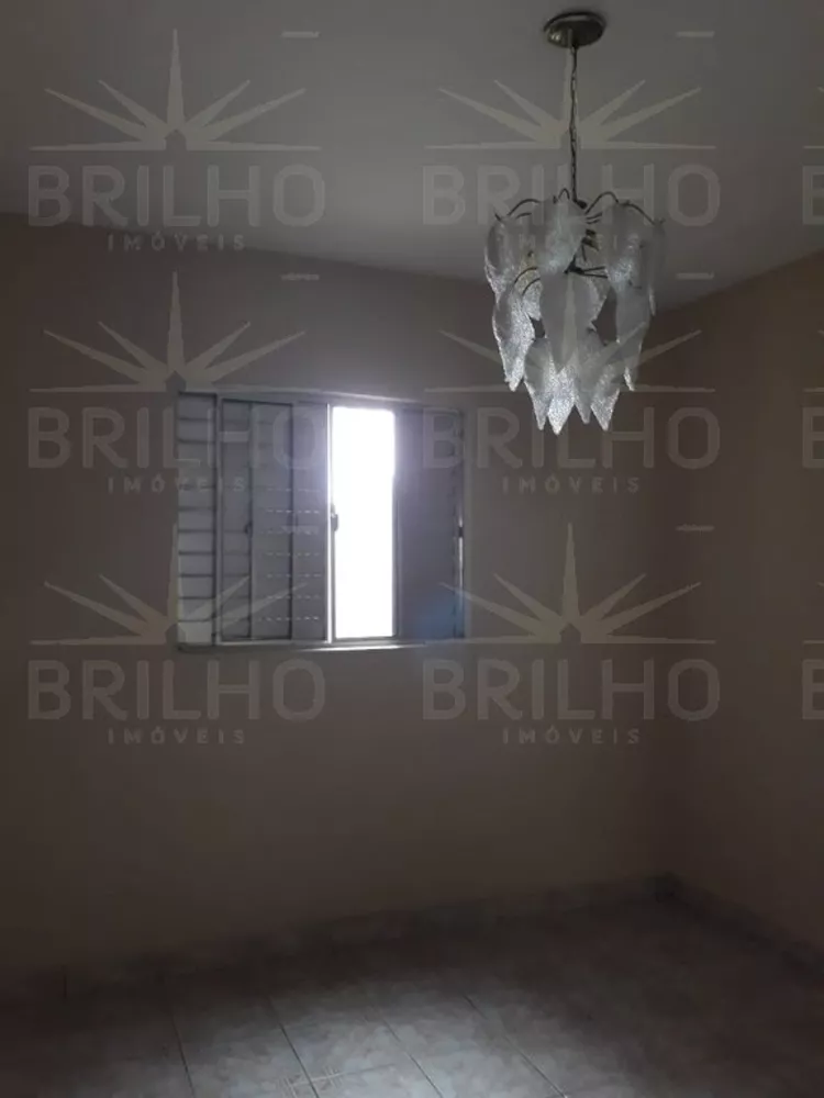 Casa para alugar com 1 quarto, 80m² - Foto 1