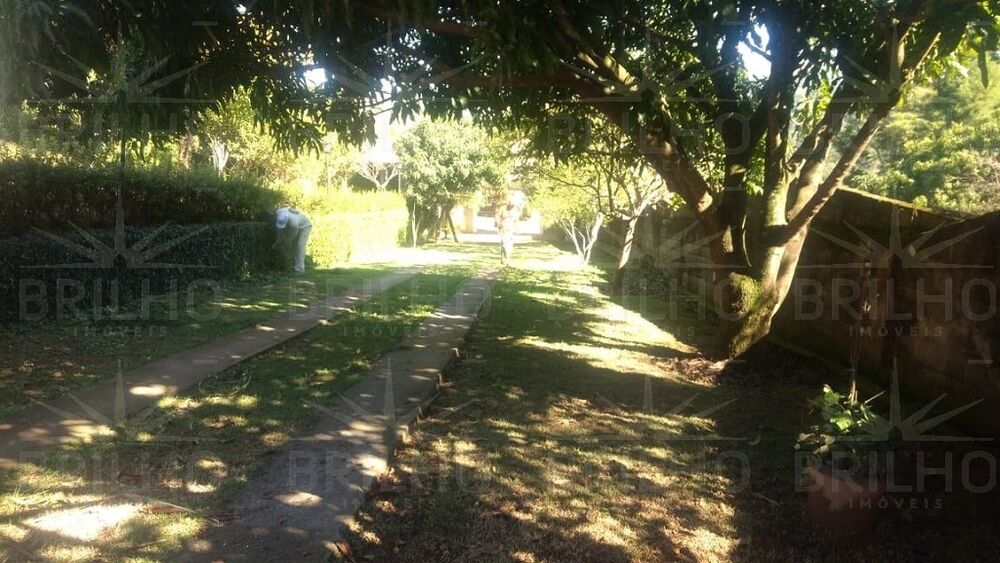 Chácara à venda com 4 quartos, 2600m² - Foto 2