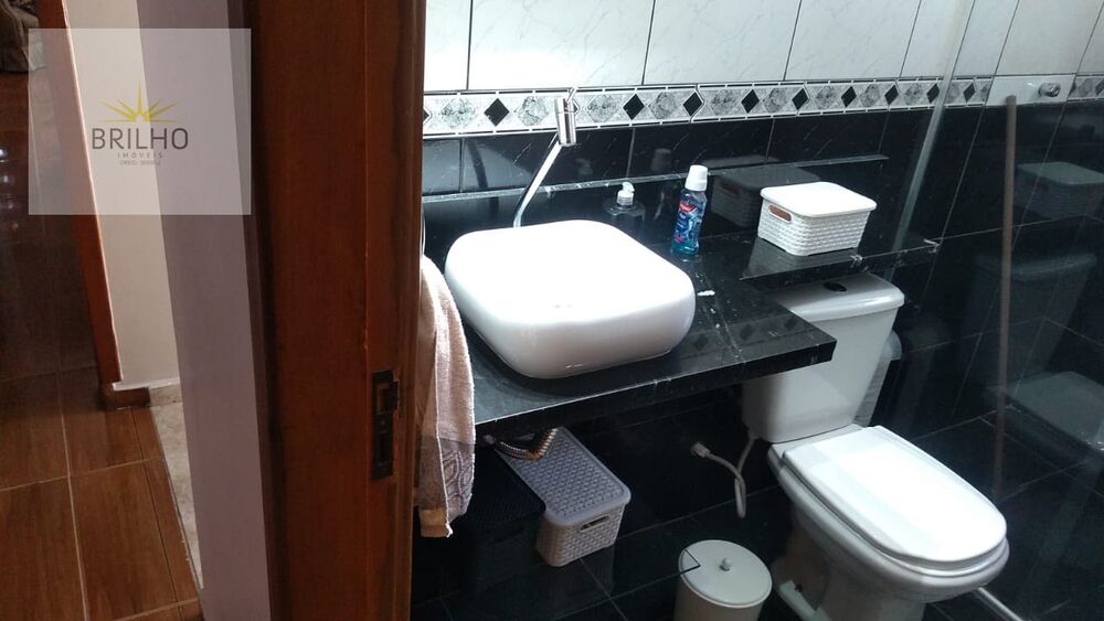 Sobrado, 3 quartos, 180 m² - Foto 2