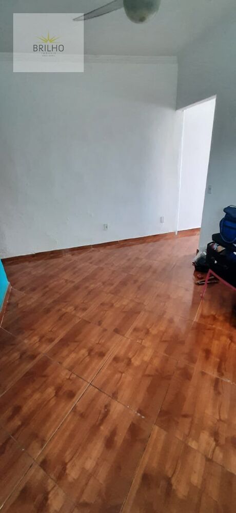 Casa, 4 quartos, 240 m² - Foto 1