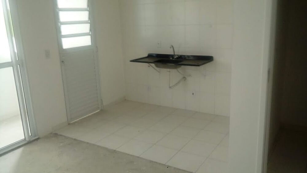 Apartamento à venda com 3 quartos, 55m² - Foto 2