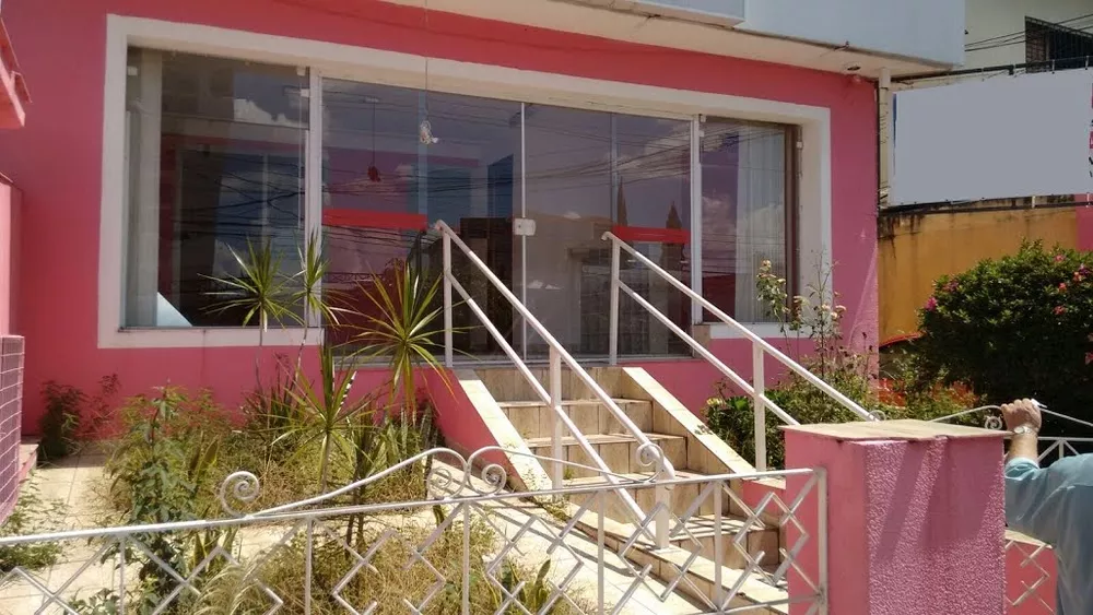 Prédio Inteiro - Foto 1