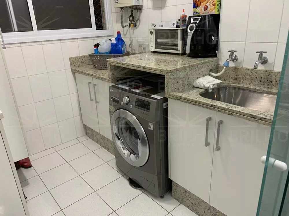 Apartamento à venda com 3 quartos, 94m² - Foto 11