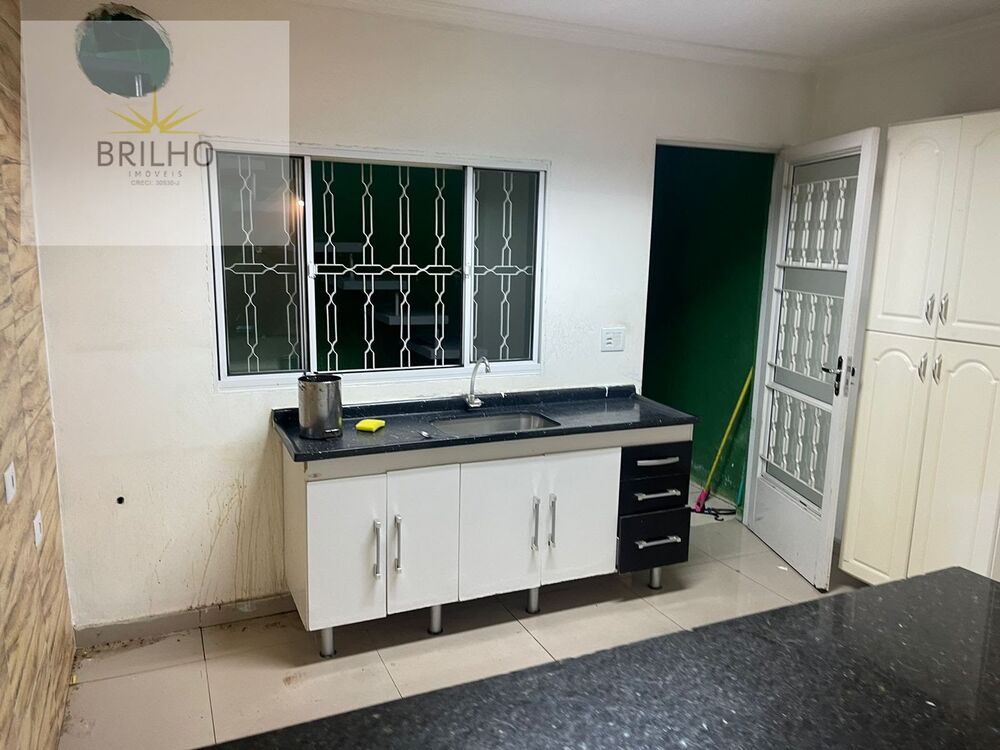 Sobrado, 3 quartos, 240 m² - Foto 1