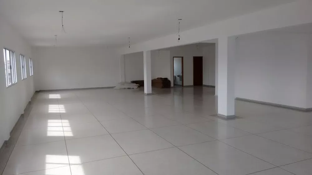 Loja-Salão para alugar, 240m² - Foto 1