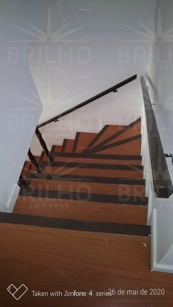 Sobrado à venda e aluguel com 3 quartos, 125m² - Foto 32