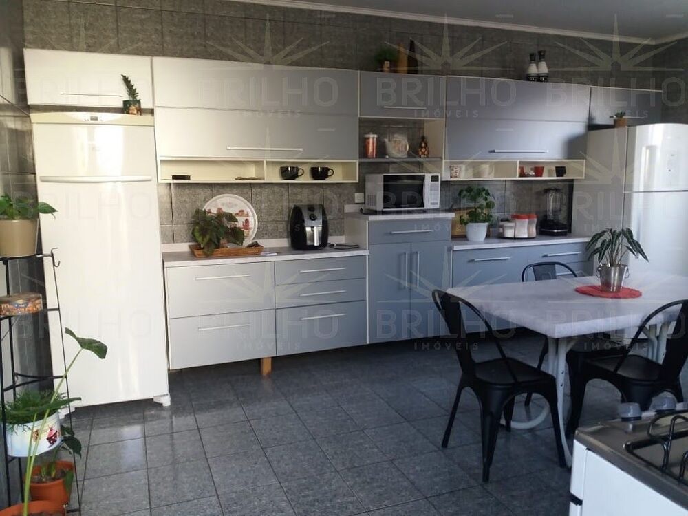 Sobrado, 3 quartos, 210 m² - Foto 3