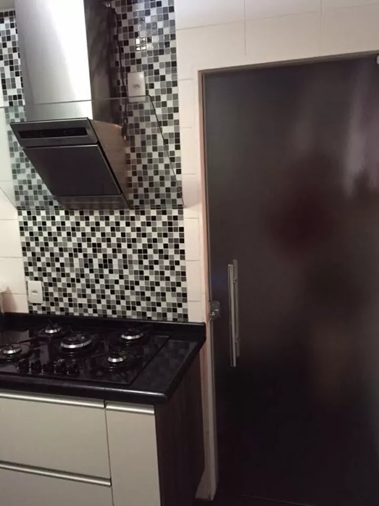 Apartamento à venda com 2 quartos, 85m² - Foto 3