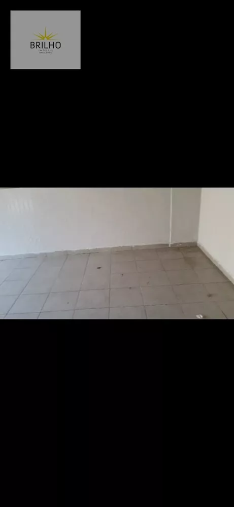 Casa para alugar com 2 quartos, 125m² - Foto 3