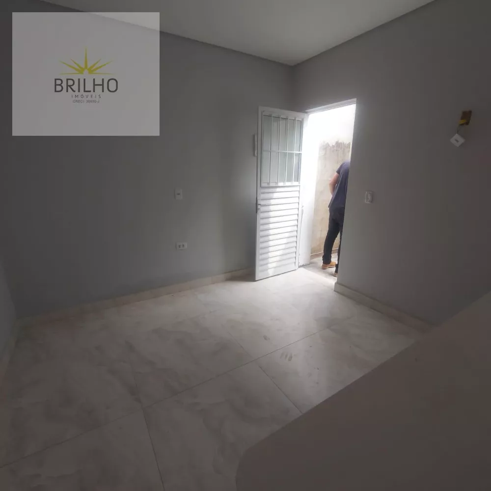 Casa, 2 quartos, 70 m² - Foto 2