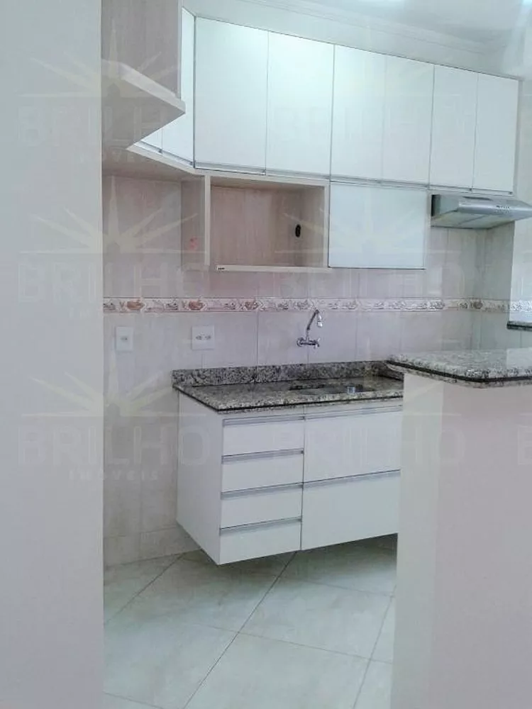 Apartamento para alugar com 2 quartos, 60m² - Foto 2