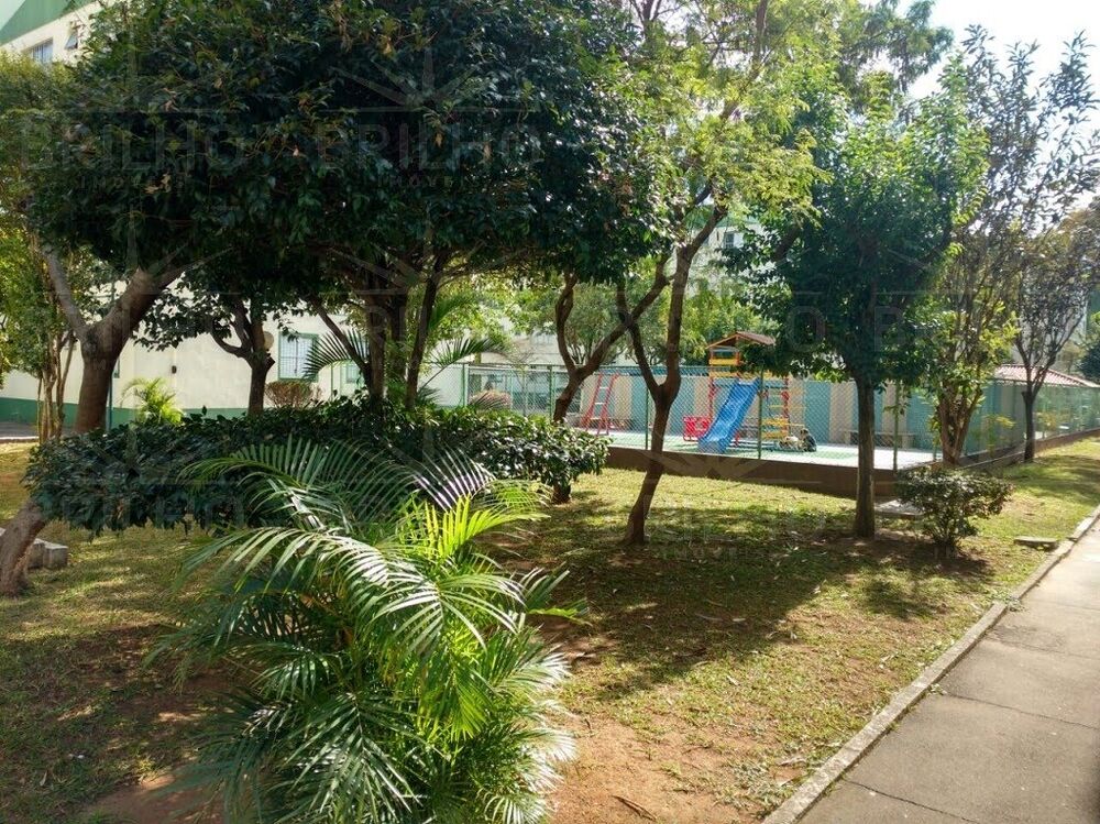 Apartamento para alugar com 2 quartos, 50m² - Foto 2