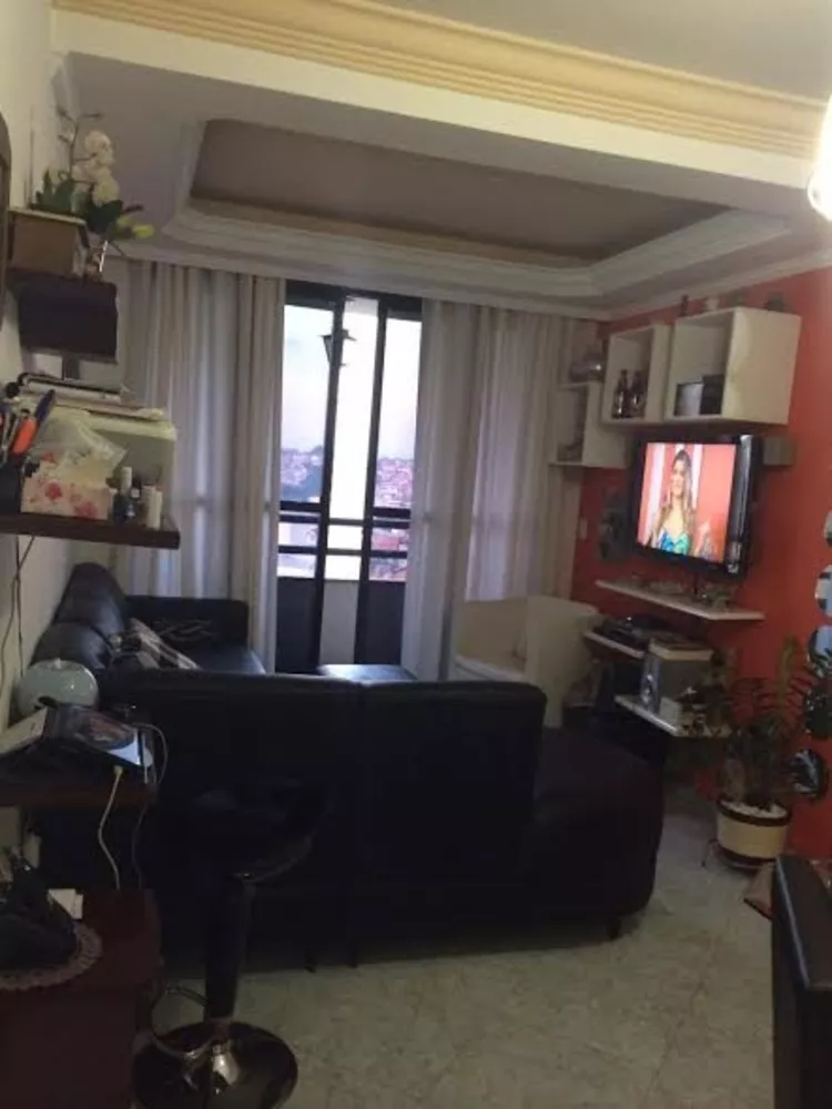 Apartamento à venda com 3 quartos, 67m² - Foto 2