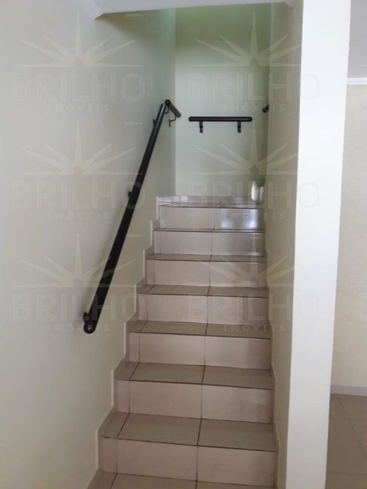Casa para alugar com 3 quartos, 125m² - Foto 33