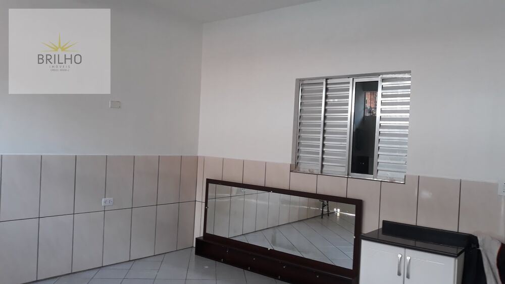 Casa à venda e aluguel com 1 quarto, 75m² - Foto 3