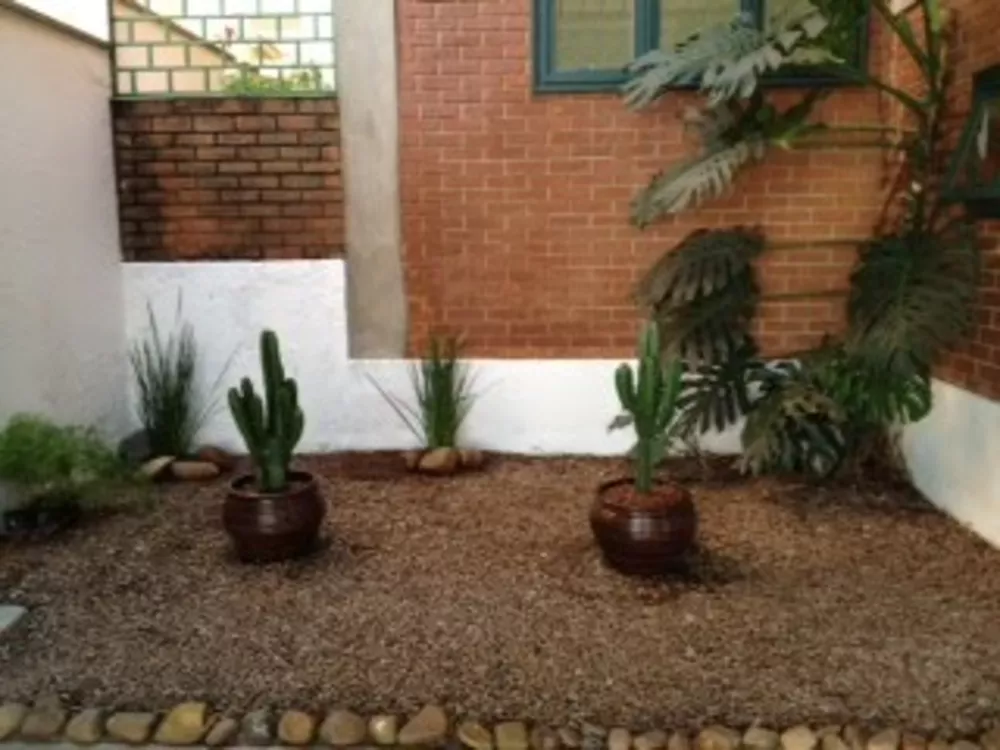 Casa de Condomínio à venda com 4 quartos, 300m² - Foto 2