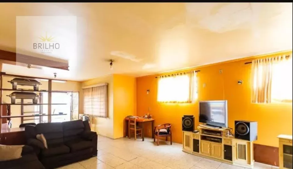 Sobrado à venda com 3 quartos, 270m² - Foto 2