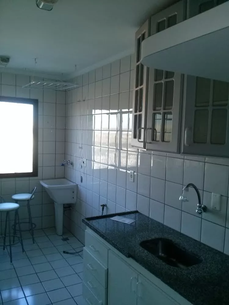 Apartamento para alugar com 2 quartos, 49m² - Foto 4