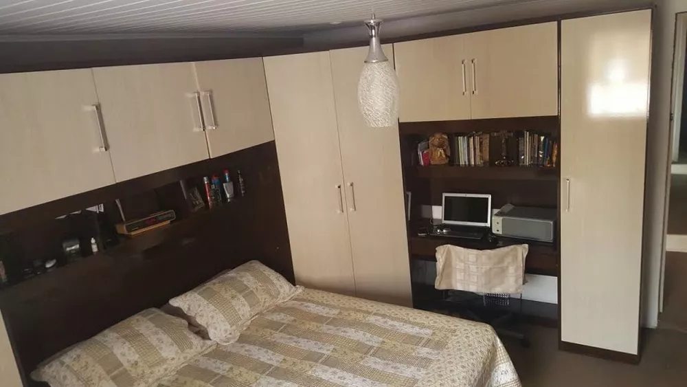 Sobrado à venda com 3 quartos, 180m² - Foto 4