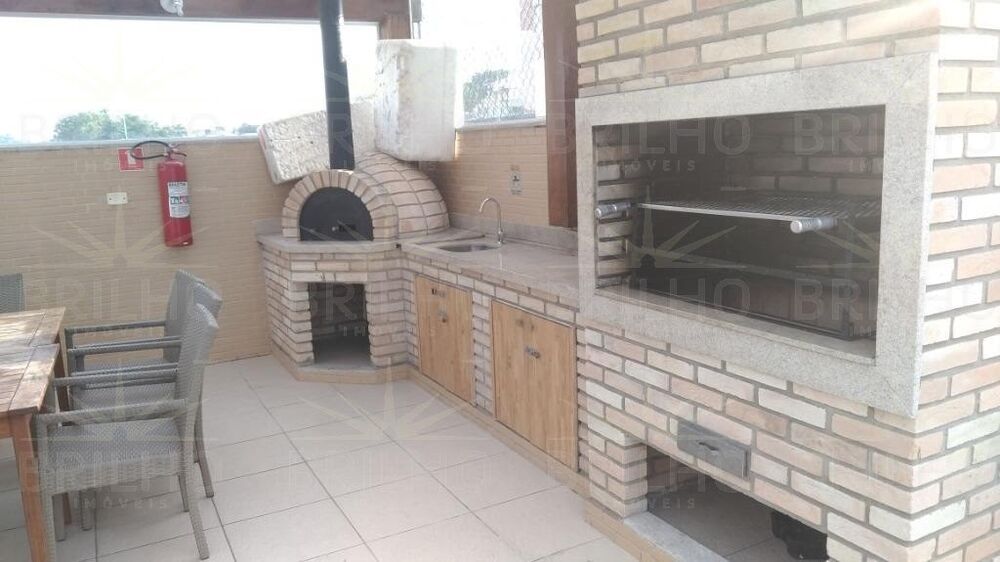 Apartamento para alugar com 2 quartos, 64m² - Foto 1