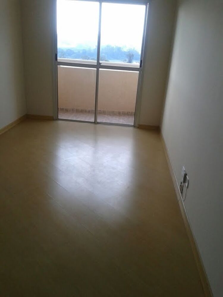 Apartamento à venda e aluguel com 3 quartos, 75m² - Foto 3