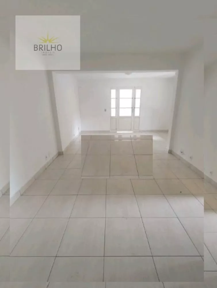 Casa à venda e aluguel com 3 quartos, 500m² - Foto 1