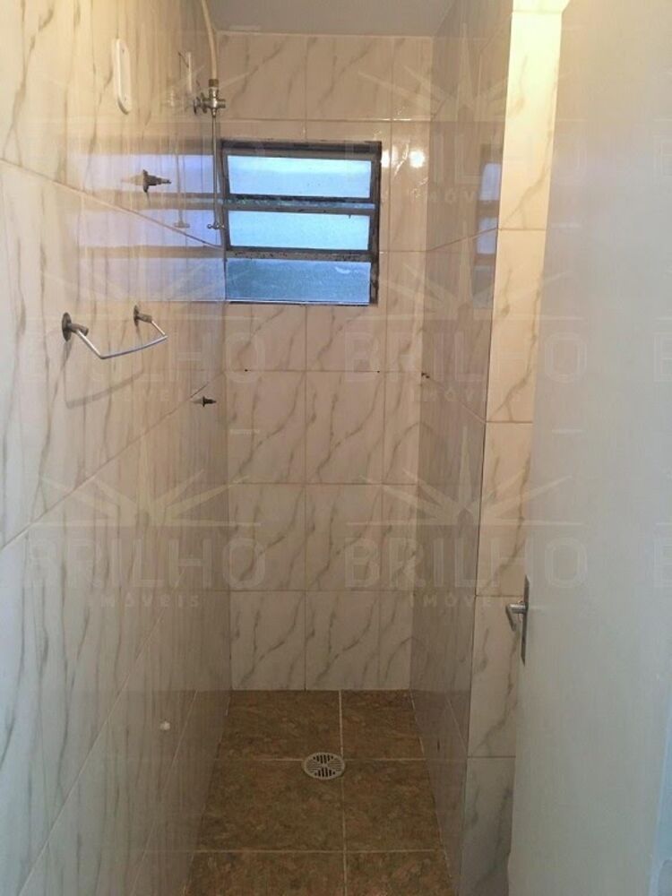 Casa à venda e aluguel com 3 quartos, 500m² - Foto 9