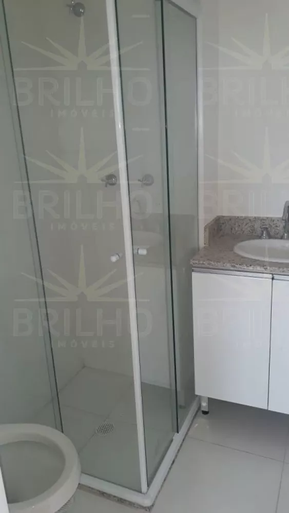 Apartamento para alugar com 3 quartos, 75m² - Foto 3