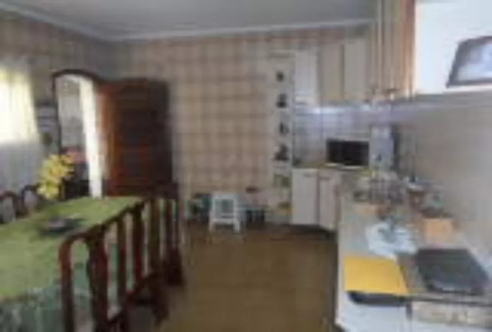 Casa à venda com 2 quartos, 300m² - Foto 4