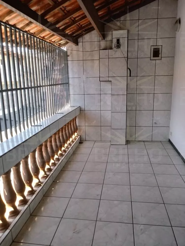 Sobrado à venda e aluguel com 4 quartos, 150m² - Foto 2