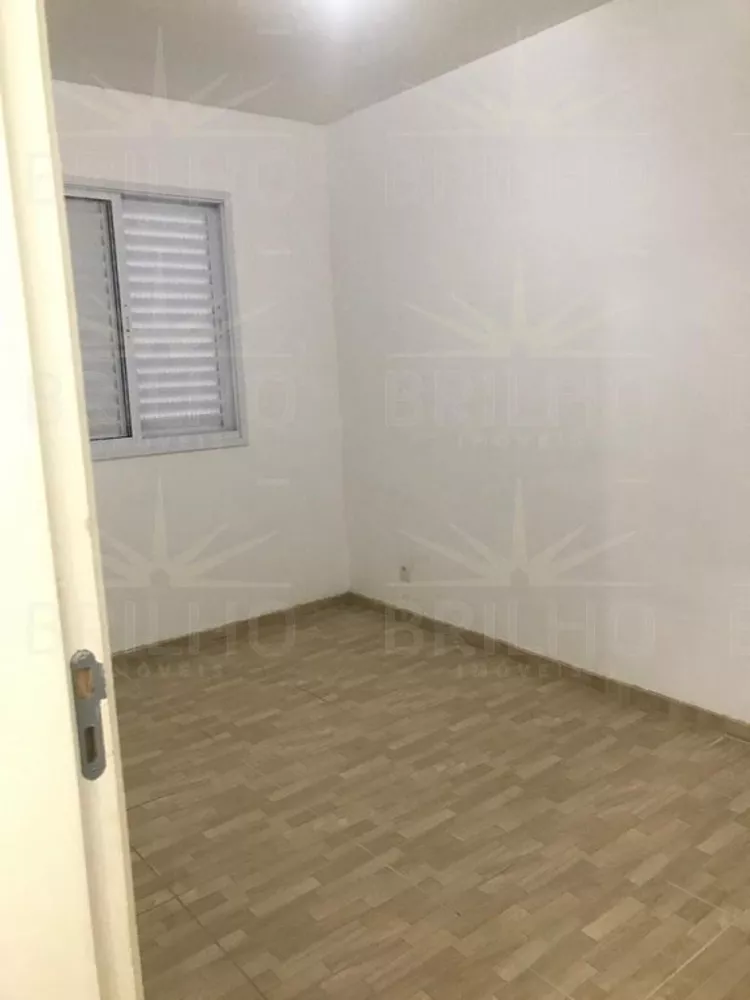 Apartamento para alugar com 2 quartos, 48m² - Foto 4